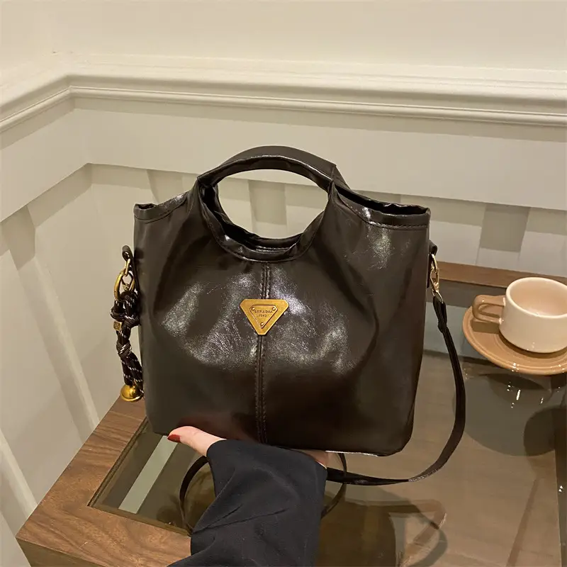 Vintage Niche Handbag Women's Wax Leather 2025 - Image 11