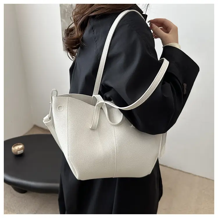 White PU Leather Shoulder Bag with Wings Design — feature 15