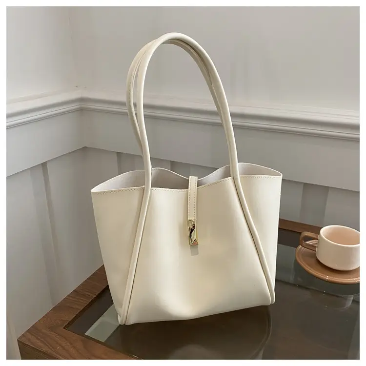 Black Leather Tote Bag for Women 2024 New Arrival — feature 11