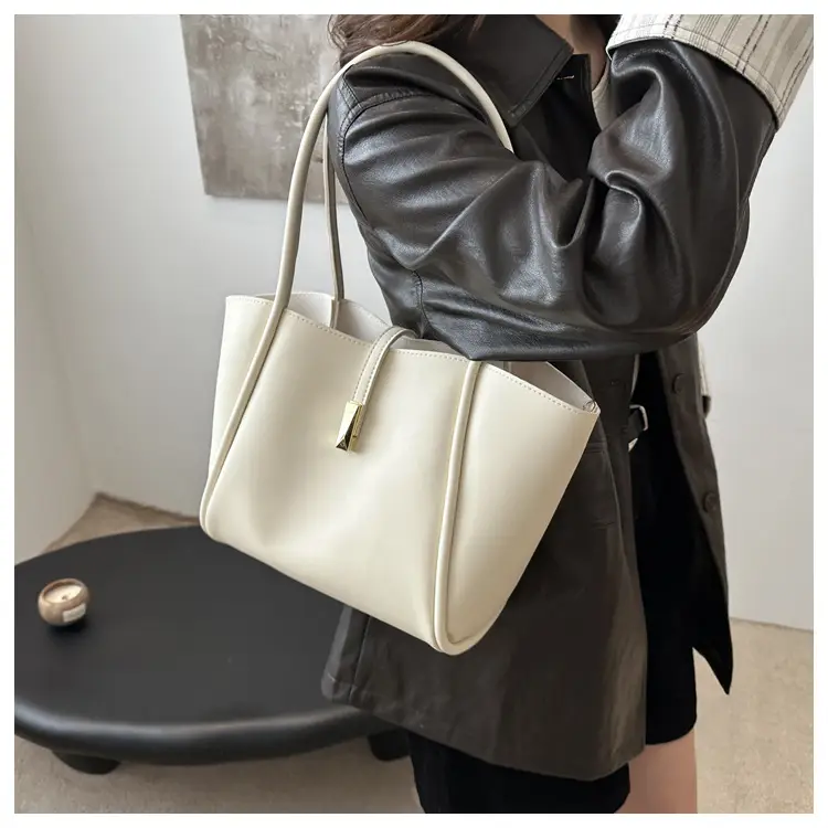 Black Leather Tote Bag for Women 2024 New Arrival — feature 13