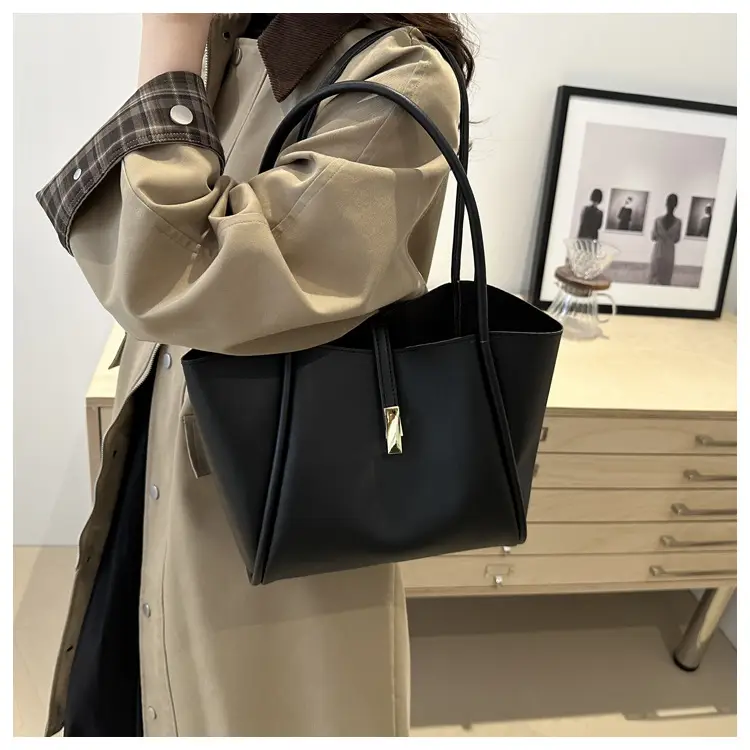 Black Leather Tote Bag for Women 2024 New Arrival — feature 21
