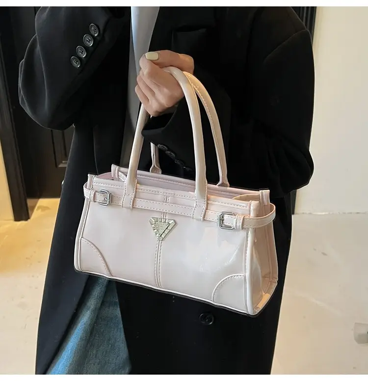 White Korean Style Shoulder Commuter Bag for Women 2025 — feature 20