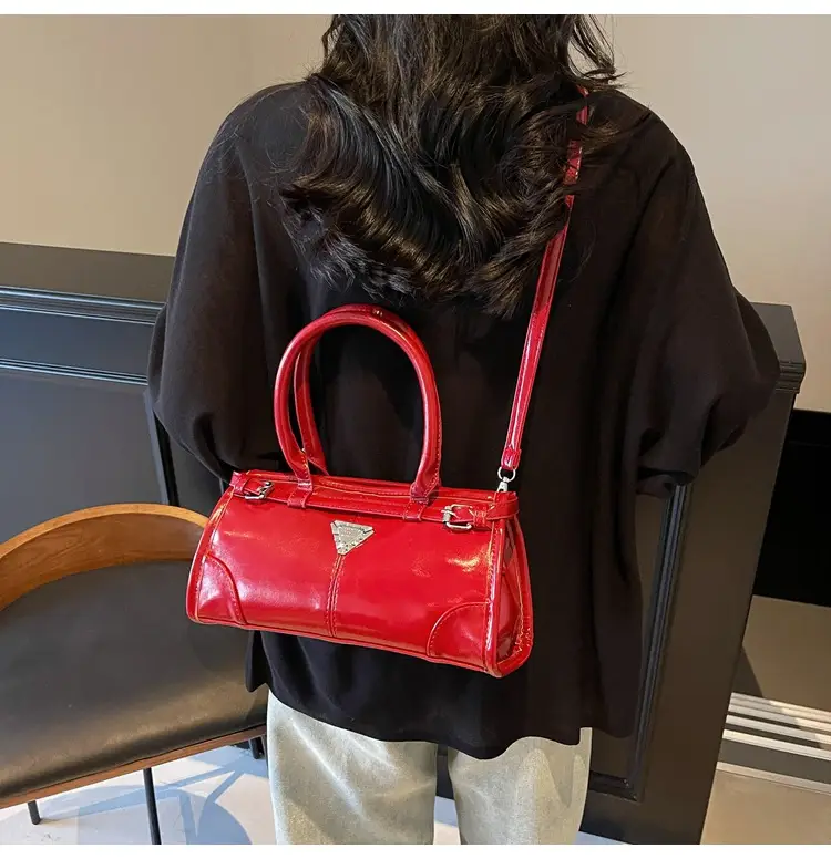 White Korean Style Shoulder Commuter Bag for Women 2025 — feature 33