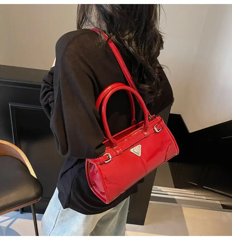 White Korean Style Shoulder Commuter Bag for Women 2025 — feature 34