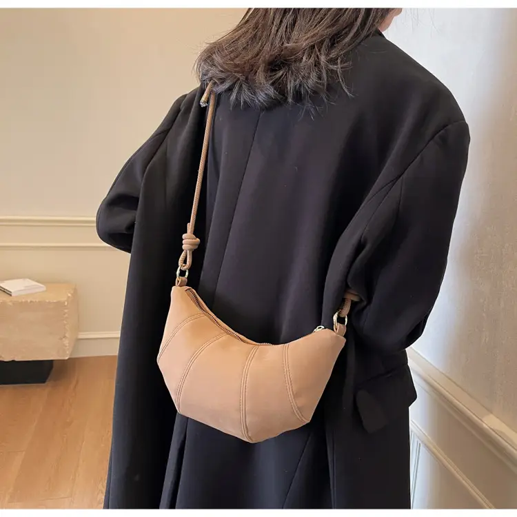 Crossbody Bag Women Brown 2024 New Fashion — feature 10
