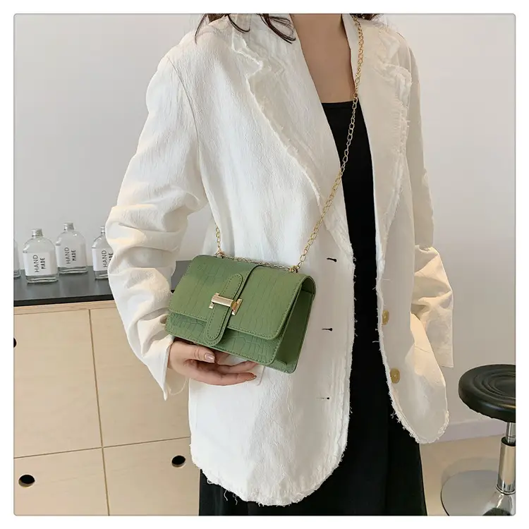Green Korean Style Shoulder Bag with Gold Chain — feature 19