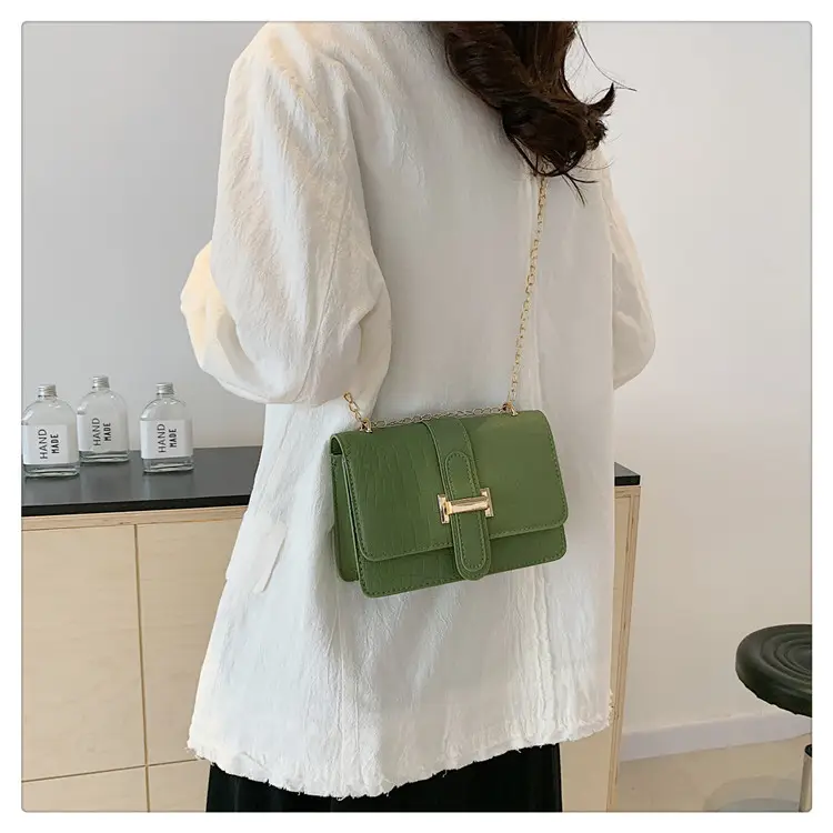 Green Korean Style Shoulder Bag with Gold Chain — feature 21