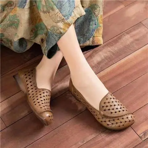 2025 Spring and Summer New Leather Sandals Women's Vintage Hollow Breathable Beef Sole Non-Slip Hole Shoes Flat Moms Shoes — feature 6