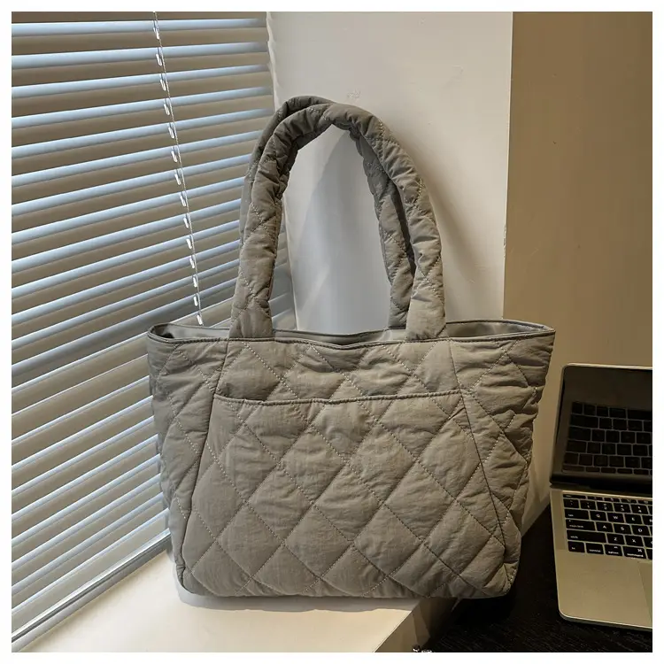 Korean Style Quilted Shoulder Bag Olive Green 2024 — feature 12