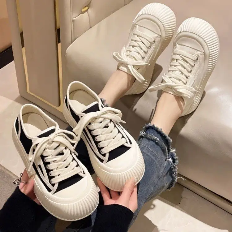 Women White Thick Platform Sneakers Small 2025 — feature 15