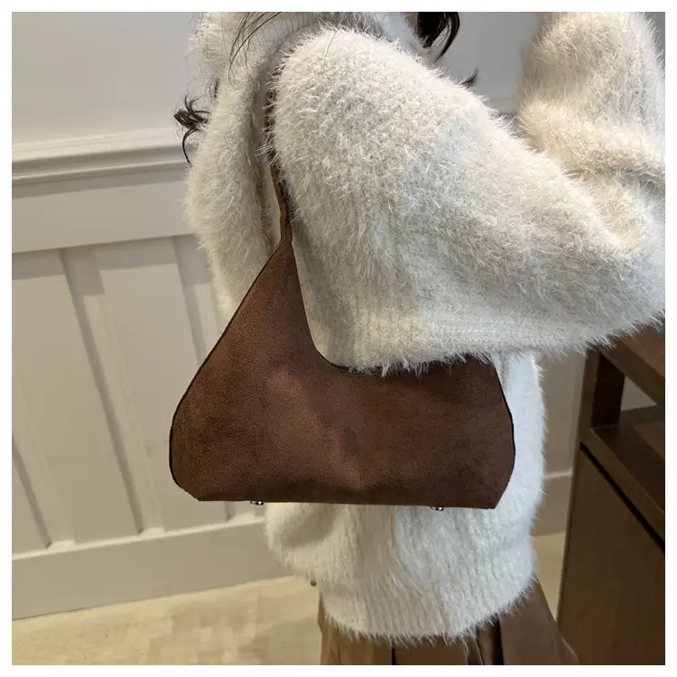Women's Suede Shoulder Bag Vintage Patchwork Design — feature 15