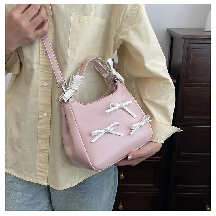 Black Bow Detail Shoulder Bag for Girls 2025 — feature 11