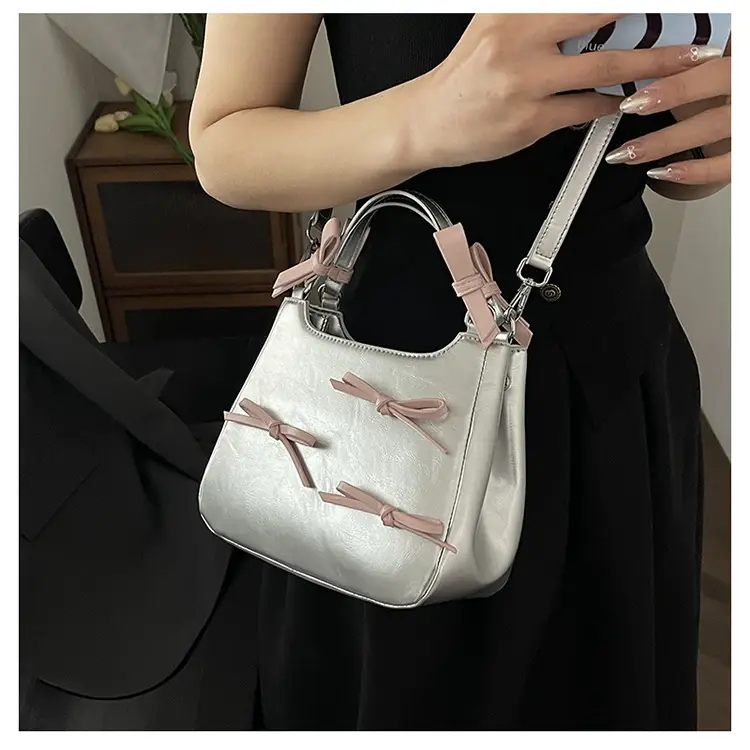 Black Bow Detail Shoulder Bag for Girls 2025 — feature 19