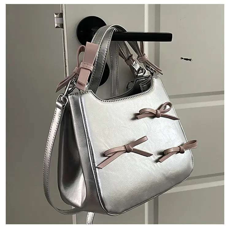 Black Bow Detail Shoulder Bag for Girls 2025 — feature 26