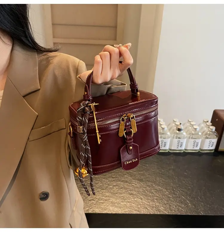 Brown Leather Crossbody Bag for Women with Gold Zippers — feature 19