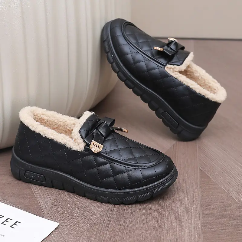 Women's Winter New Style Slip-On Cotton Shoes with Fleece Lining, Cold-Proof, Comfortable Loafers, Warm Mom Shoes - Image 5