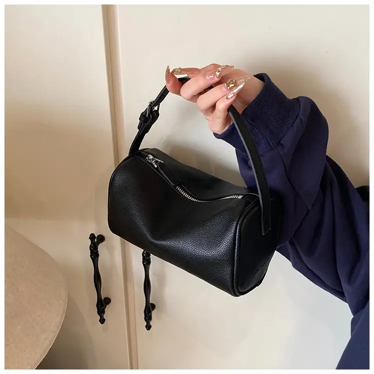 Women's Tan Leather Shoulder Bag 2026 Winter New — feature 12
