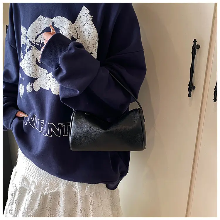 Women's Tan Leather Shoulder Bag 2026 Winter New — feature 13