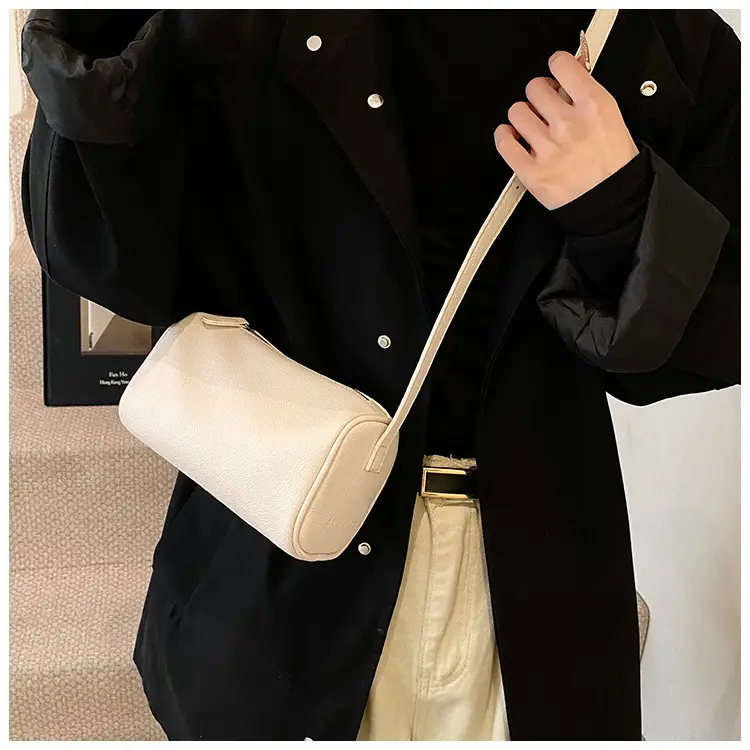 Women's Tan Leather Shoulder Bag 2026 Winter New — feature 20