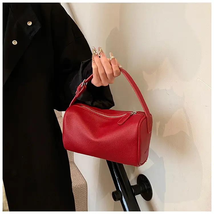 Women's Tan Leather Shoulder Bag 2026 Winter New — feature 23
