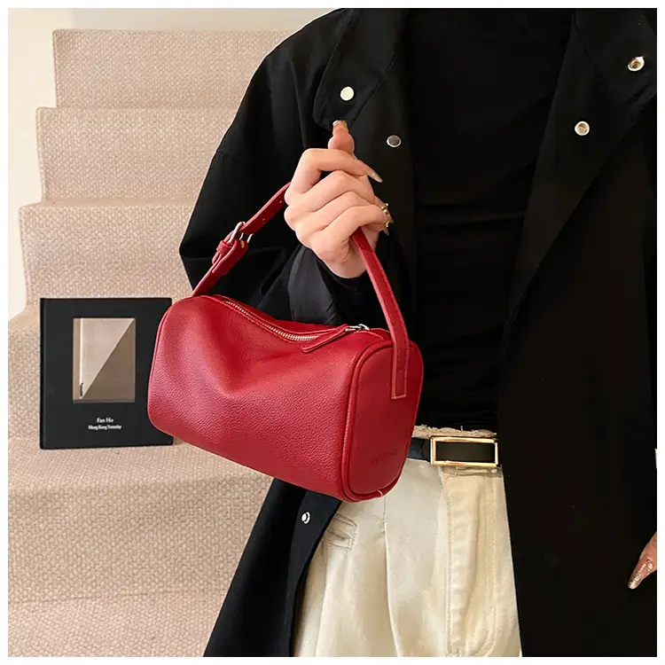 Women's Tan Leather Shoulder Bag 2026 Winter New — feature 25