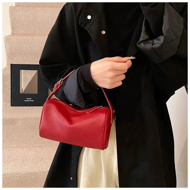 Women's Tan Leather Shoulder Bag 2026 Winter New — feature 27