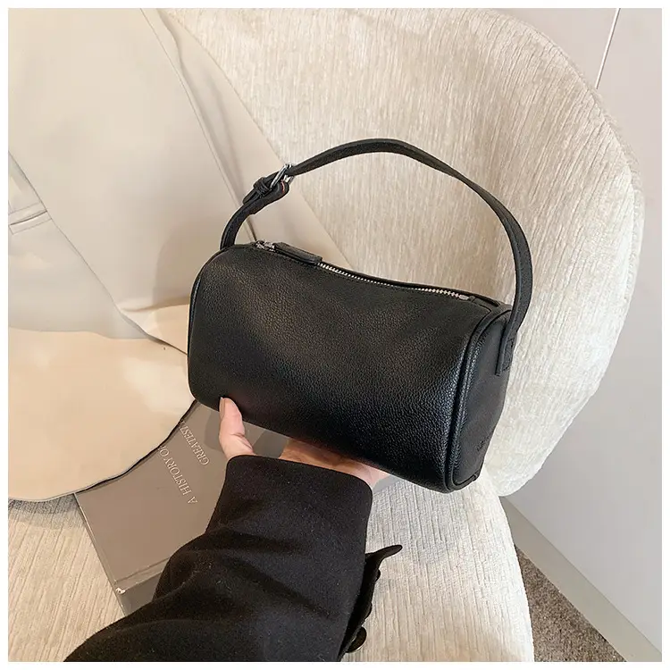 Women's Tan Leather Shoulder Bag 2026 Winter New — feature 31