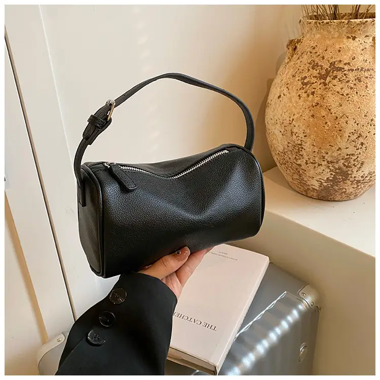 Women's Tan Leather Shoulder Bag 2026 Winter New — feature 42