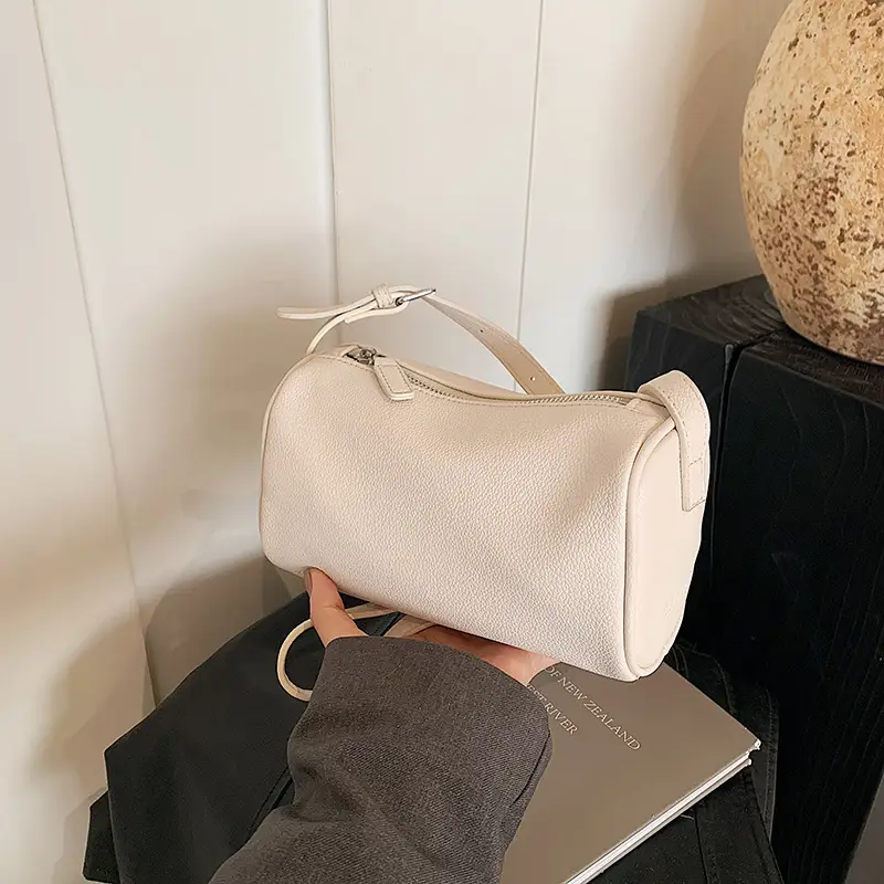 Women's Tan Leather Shoulder Bag 2026 Winter New - Image 4