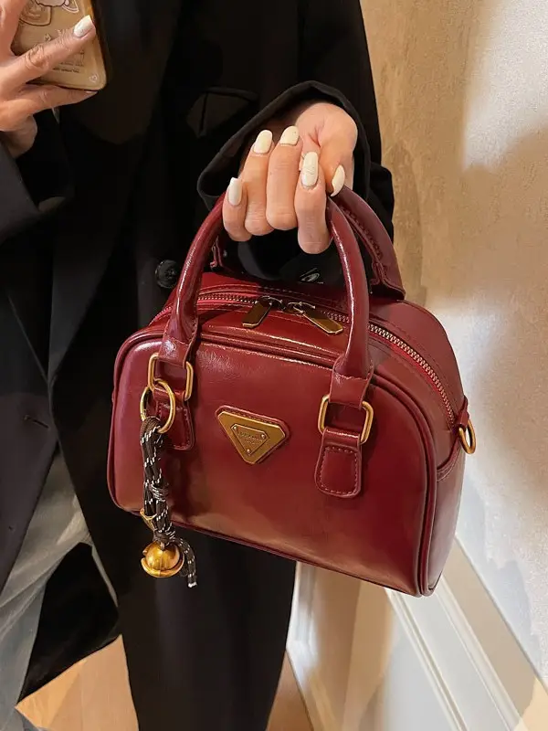 Women's Brown Leather Crossbody Bag with Chain Strap