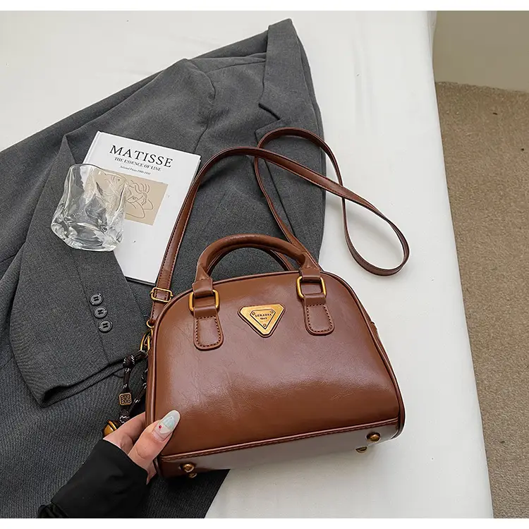 Women's Brown Leather Crossbody Bag with Chain Strap — feature 26