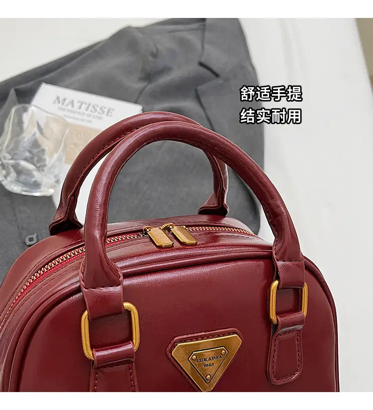 Women's Brown Leather Crossbody Bag with Chain Strap — feature 3