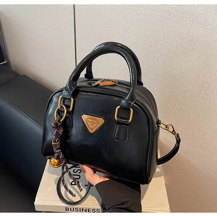 Women's Brown Leather Crossbody Bag with Chain Strap — feature 33