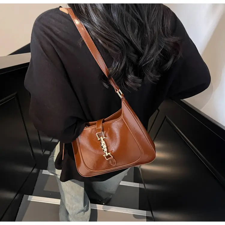 Pink Leather Shoulder Bag for Women 2025 — feature 44
