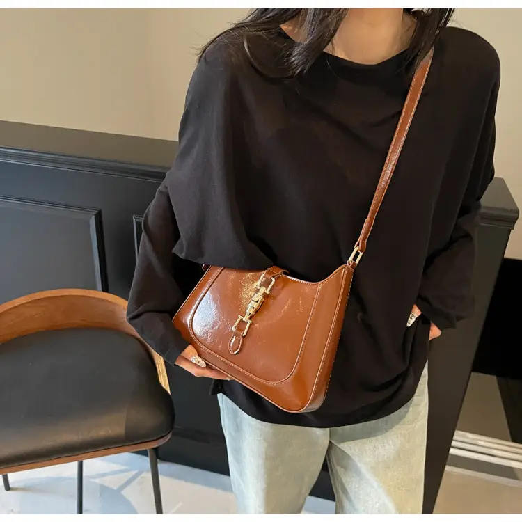 Pink Leather Shoulder Bag for Women 2025 — feature 45
