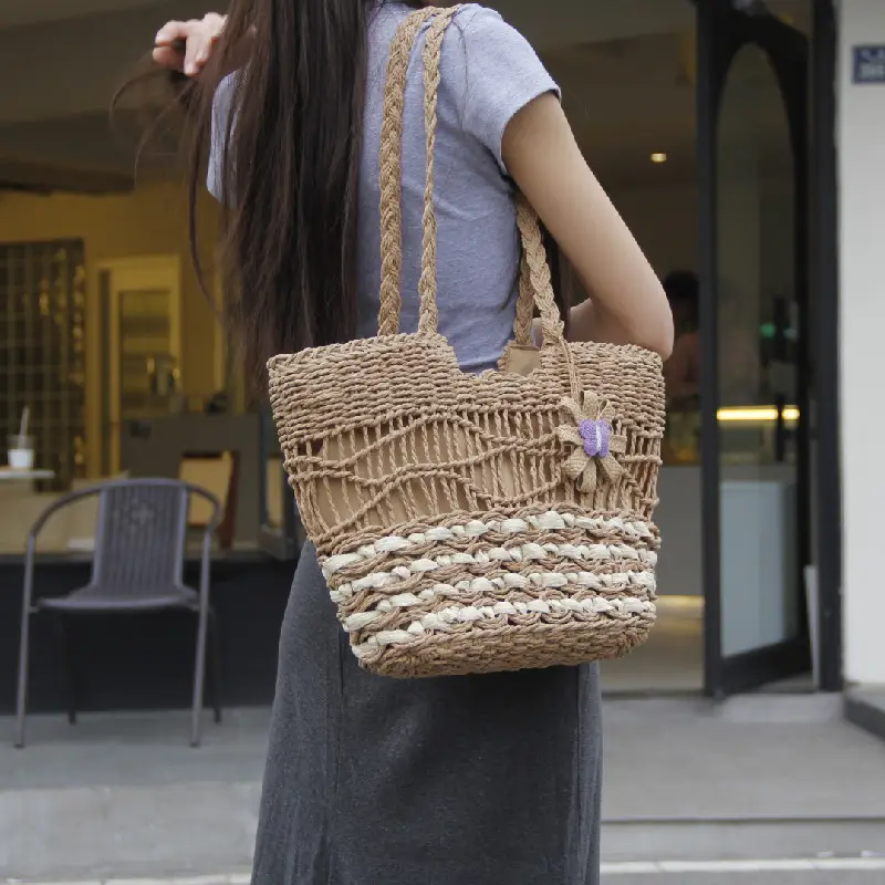 Cross-Country Straw Woven Shoulder Bag with Bow - Image 4
