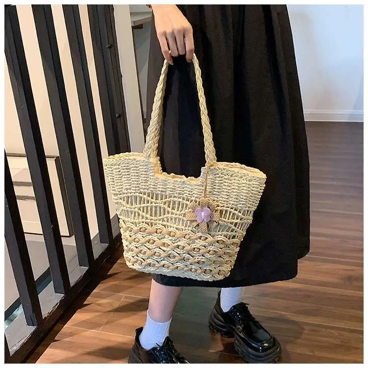 Cross-Country Straw Woven Shoulder Bag with Bow - Image 5