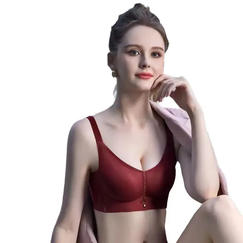 Ultra-Thin Sandwich Bra for Women with Adjustable Straps - Image 10
