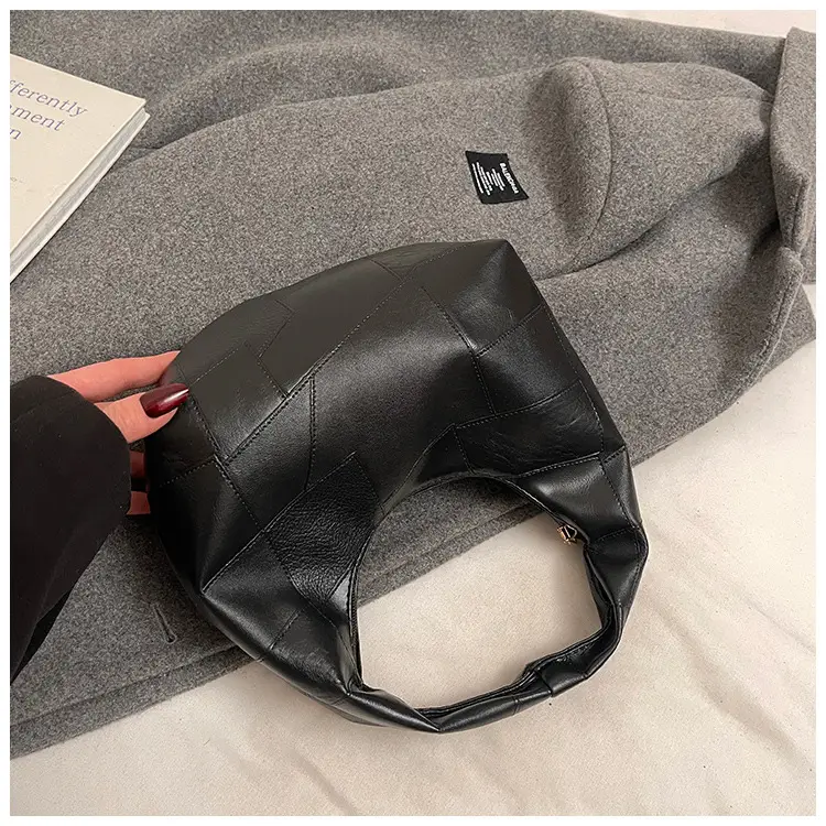 2025 Red Leather Shoulder Bag Large Capacity Casual Fashion — feature 21