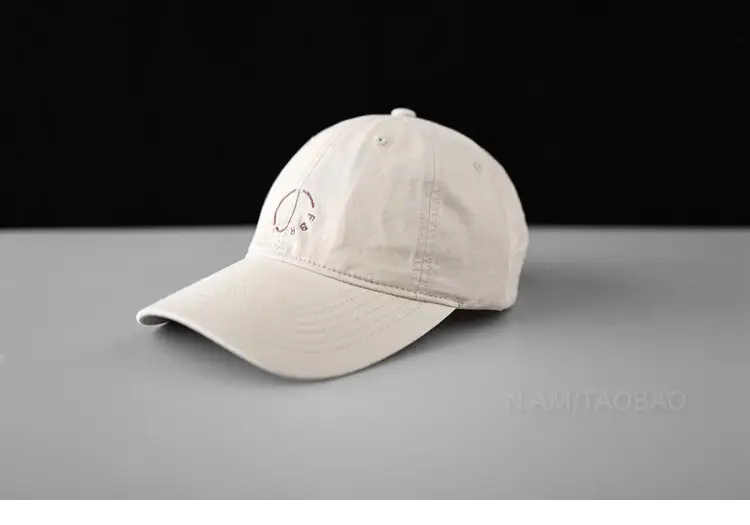White Korean Style Baseball Cap for Men Women
