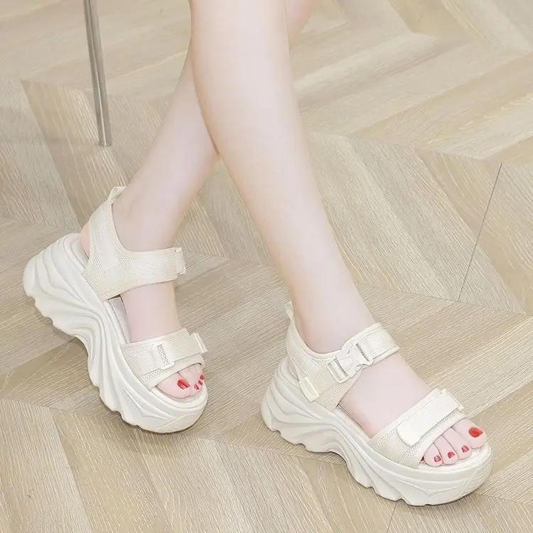 Internet Celebrity Torre Sandals Women's 2025 Summer New All-Match Soft Sole Non-Slip Thick Bottom Platform Sports Beach Shoes — feature 13