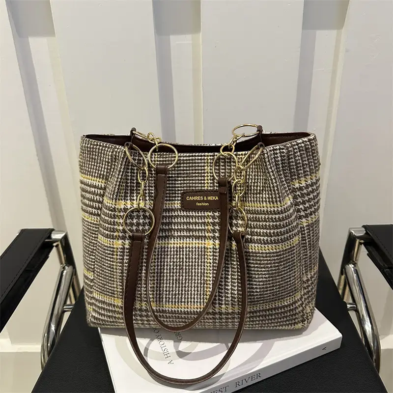 Women's Vintage Plaid Shoulder Bag 2024 Winter New - Image 6