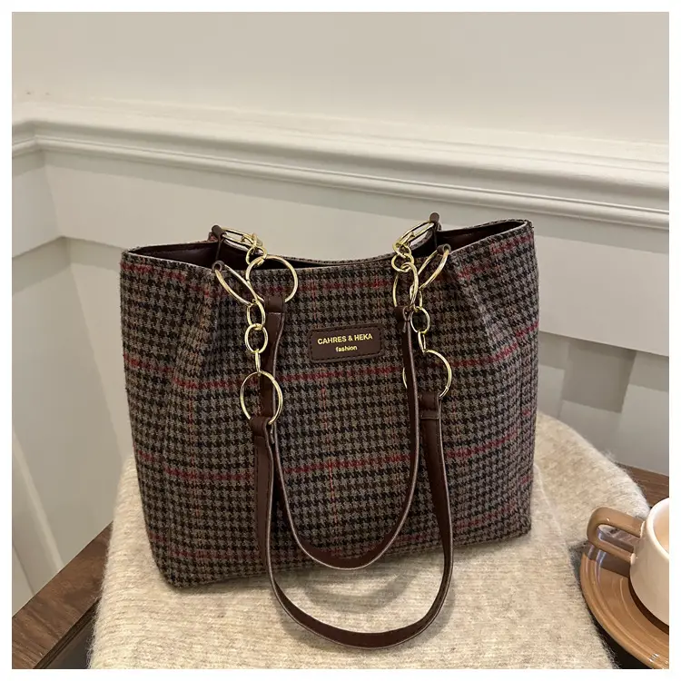 Women's Vintage Plaid Shoulder Bag 2024 Winter New — feature 21