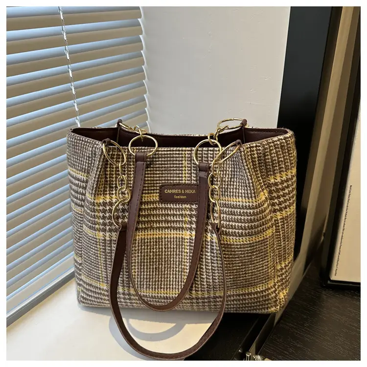Women's Vintage Plaid Shoulder Bag 2024 Winter New — feature 22