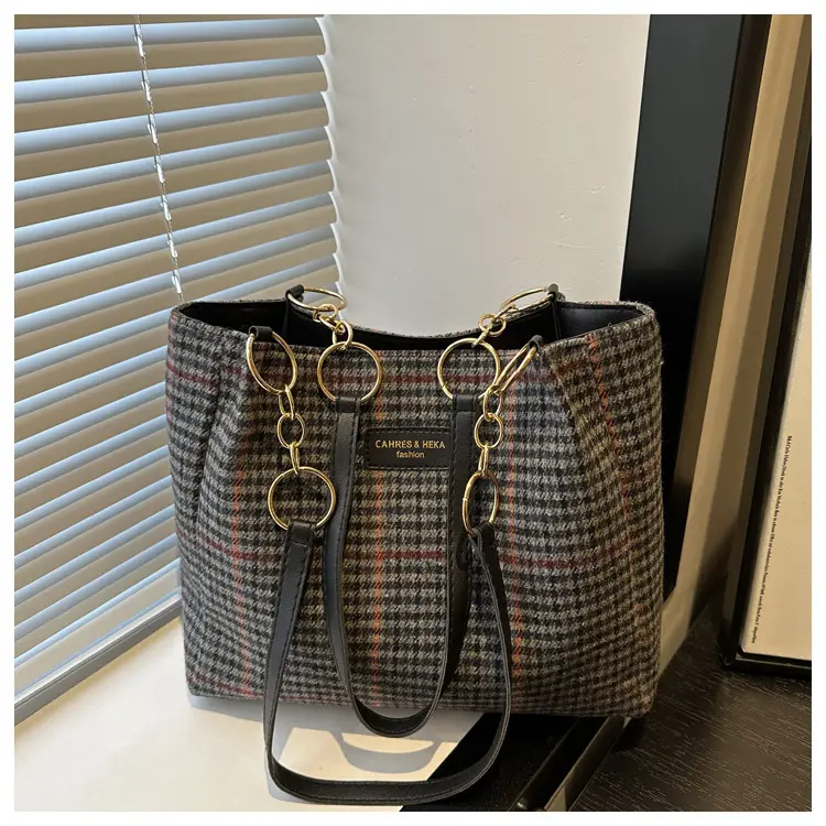 Women's Vintage Plaid Shoulder Bag 2024 Winter New — feature 23