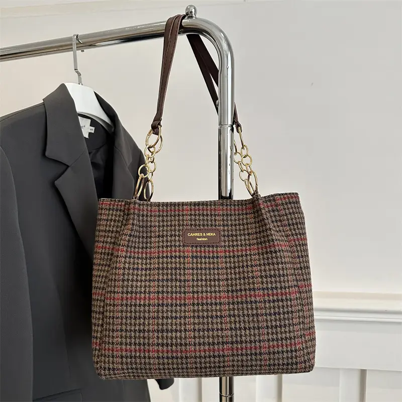 Women's Vintage Plaid Shoulder Bag 2024 Winter New - Image 3