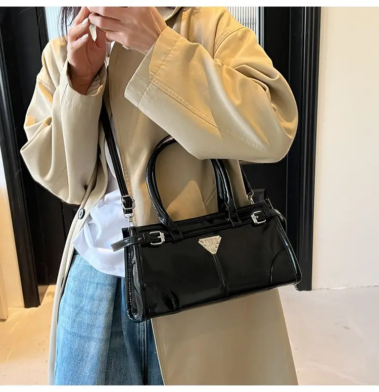 Women's Pink Leather Crossbody Bag with Heart Detail — feature 24