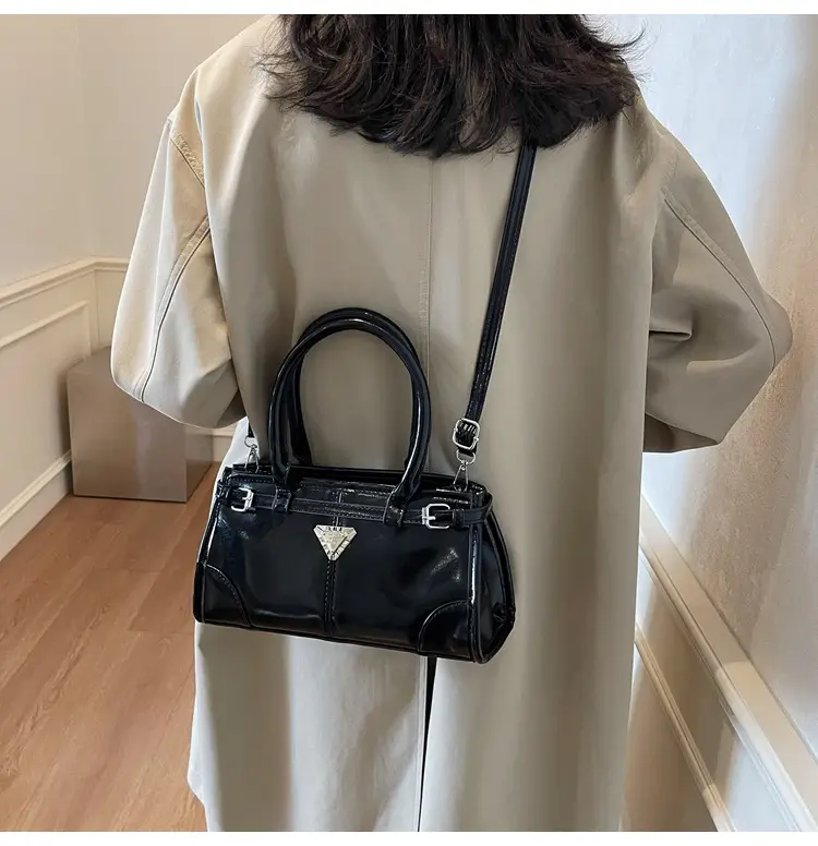 Women's Pink Leather Crossbody Bag with Heart Detail — feature 28