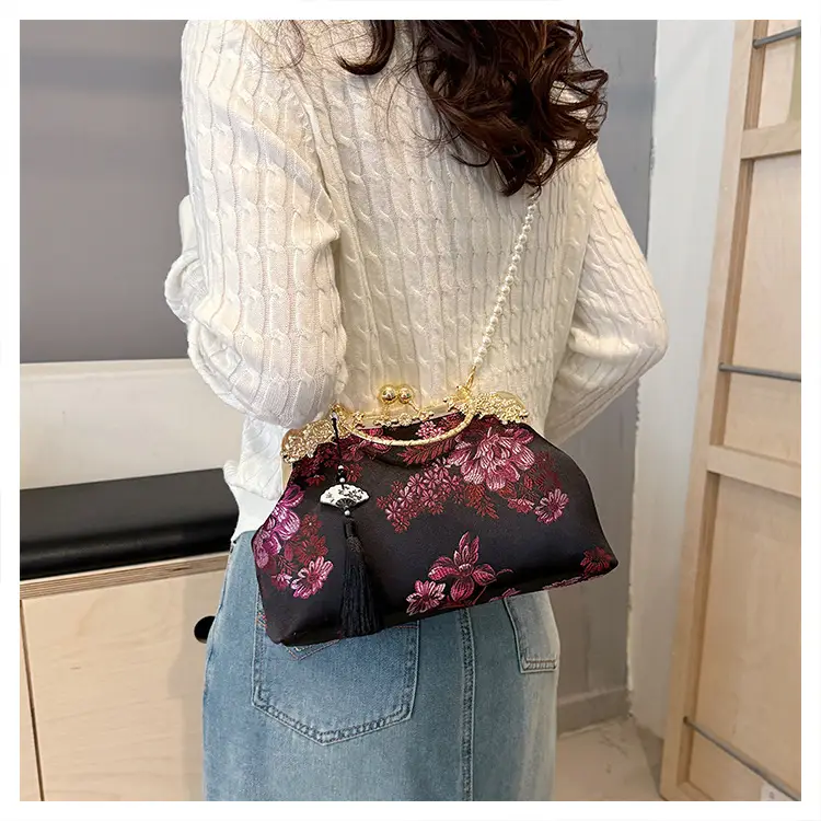 Green Embroidered Tassel Handbag for Women — feature 32