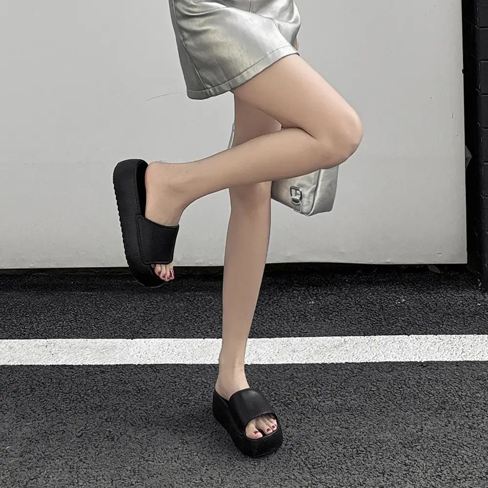 Women Black Thick Platform Sandals 2025 - Image 5